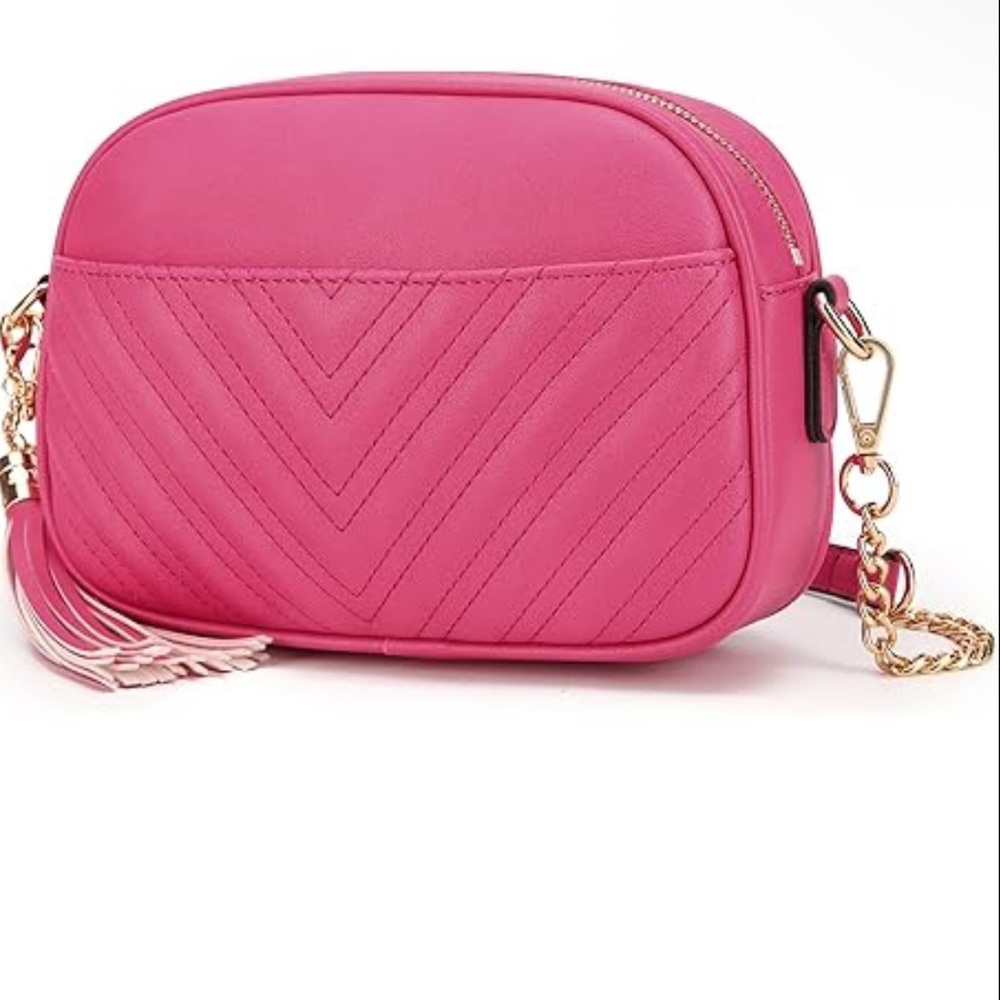 Adorable pink Quilted Women's Bag with Gold Chain and tassel NWT
